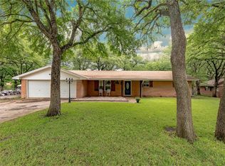 124 N Jarvis Ln, Azle, TX 76020