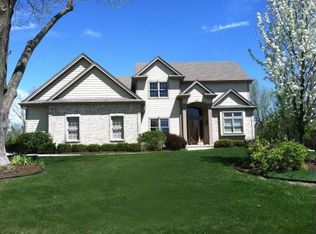 N99W14600 Amber Dr, Germantown, WI 53022