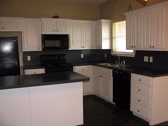 4th image of 518 N Dover Ave