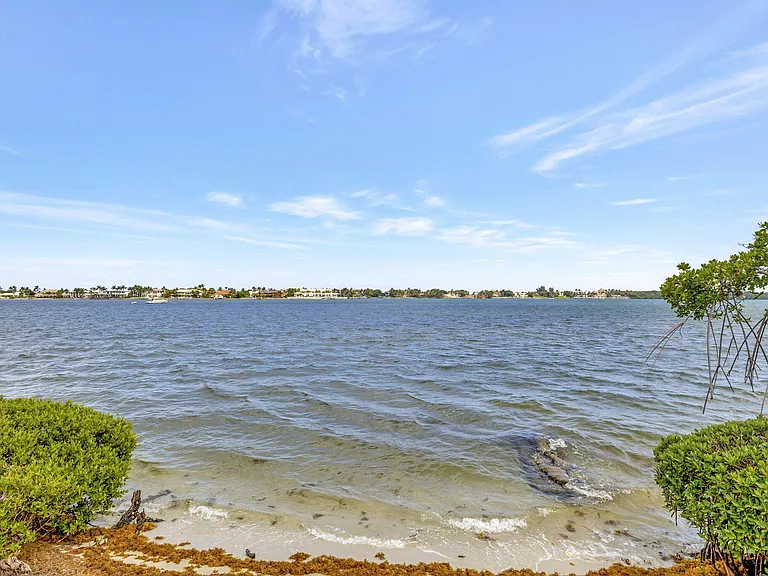 8200 Lakeshore Dr #507 — Photo 54