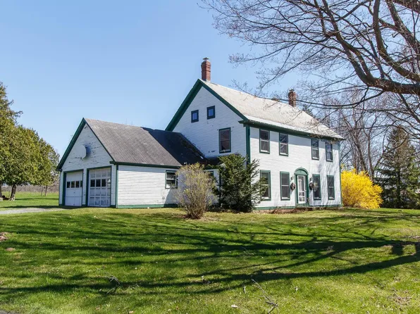 250 West Shore Road, Grand Isle, VT 05458