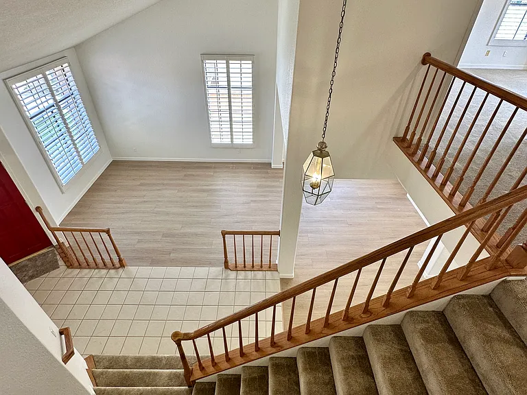 1043 Cordova Dr — Photo 22
