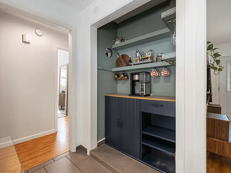 5126 Meadow Creek Dr — Photo 11