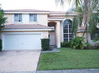17621 SW 7th St, Pembroke Pines, FL 33029