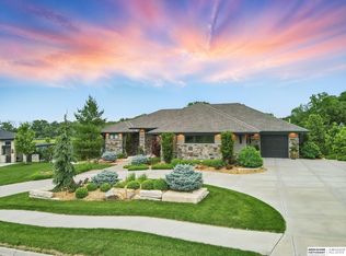 4825 S 236th Cir, Elkhorn, NE 68022
