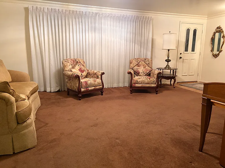 Family Room/ Front Room