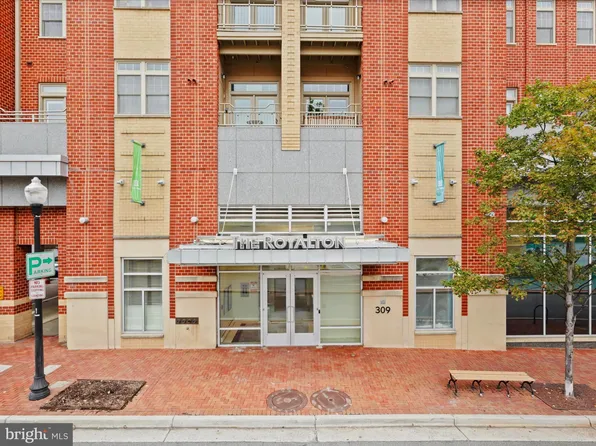 309 Holland Ln Unit 329, Alexandria, VA 22314