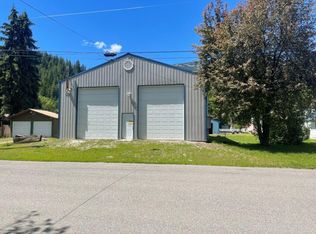 106 S Main Ave #B, Metaline, WA 99152