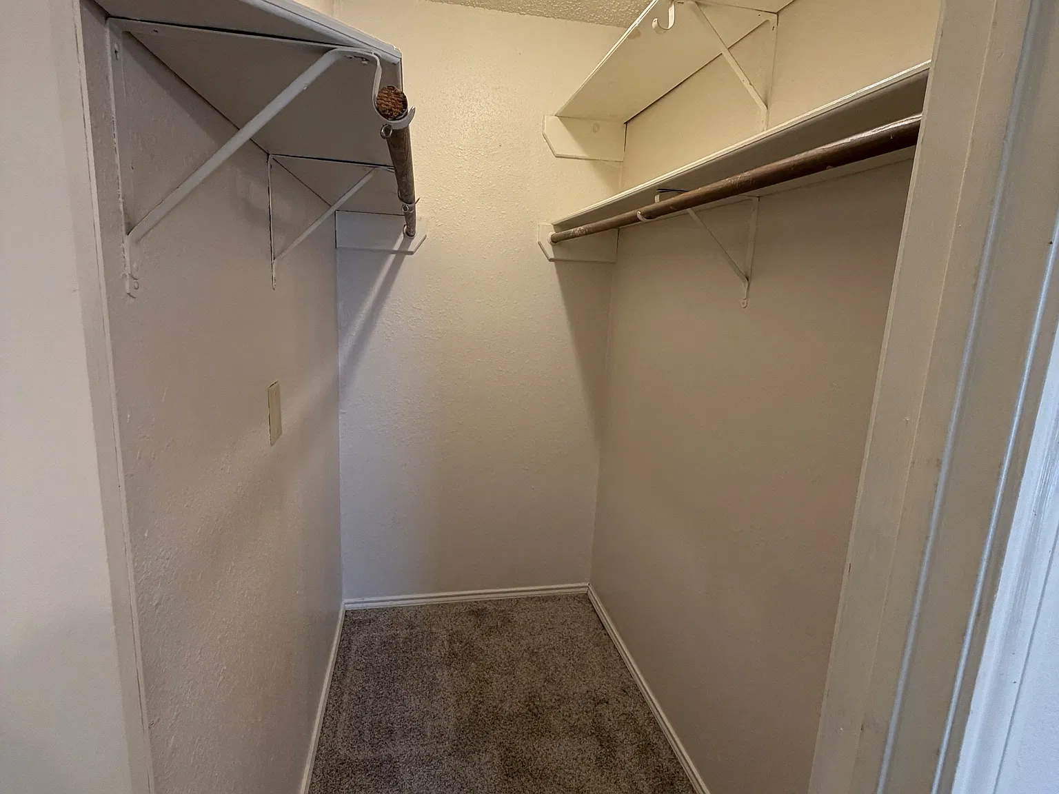 5524 Lewis Court - Unit C — Photo 4