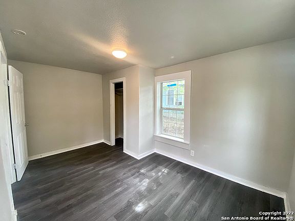 5th image of 124 Belmont