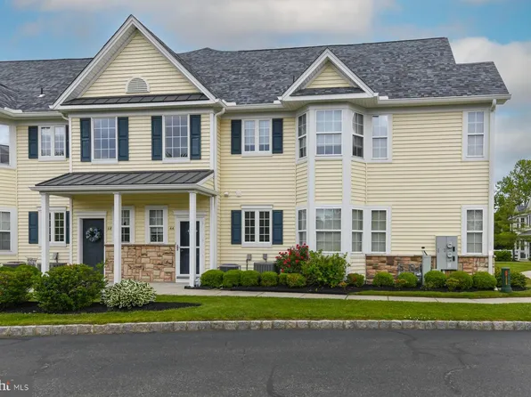 66 Pelican Pl W, Thorofare, NJ 08086