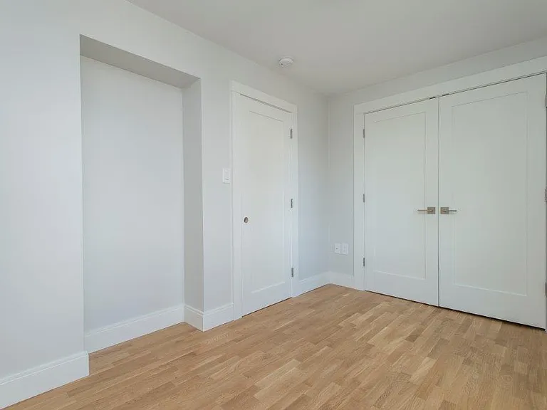 35 South St #4 — Photo 11