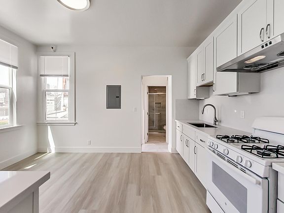 2nd image of 1139 Kearny St