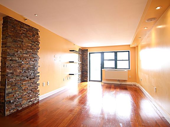 4th image of 14341 84th Dr APT 4C