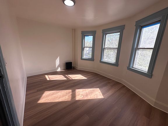 4th image of 87-38 94th St #2