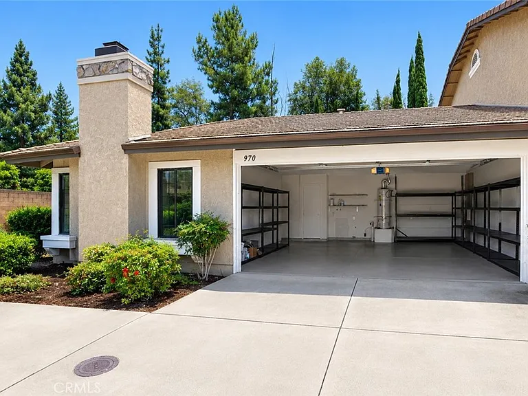 970 Sandstone Dr — Photo 10