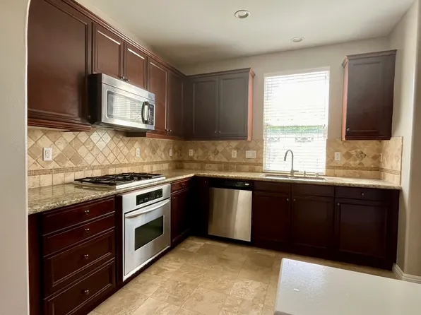 104 Chantilly, Irvine, CA 92620