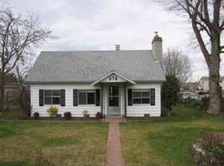 872 Marshall Ave, Medford, OR 97501