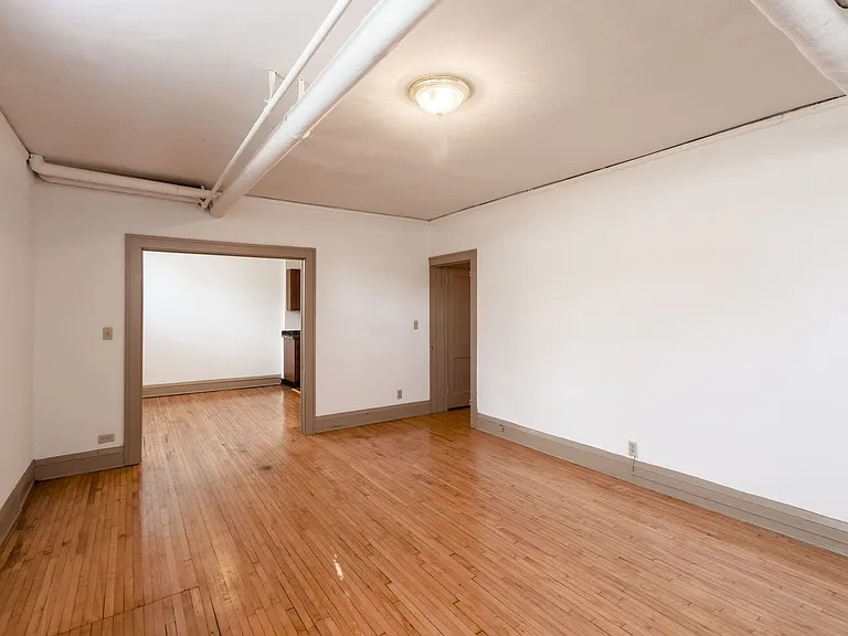 3247 Lyndale Ave S — Photo 5