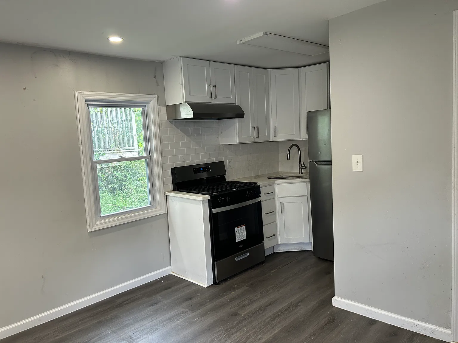 Studio, $1,650 — Photo 4