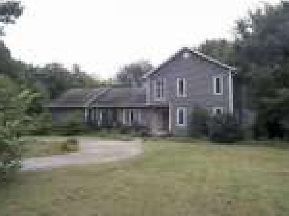 2nd image of 1161 Coventry Rd