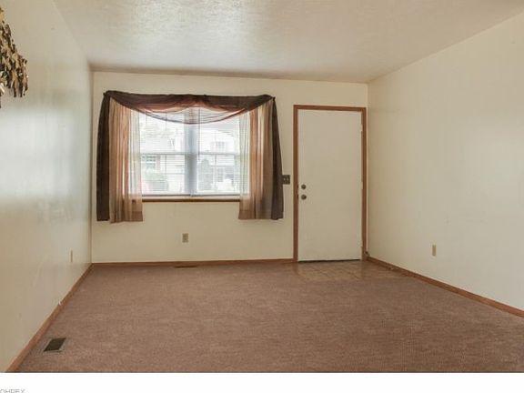 4th image of 9840 Bright Dr