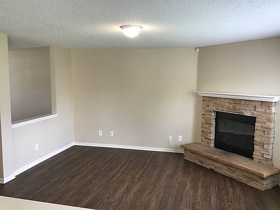 5th image of 10855 Grace Dr