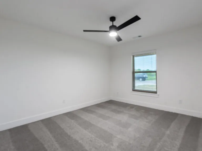 50 N Banner Ave — Photo 14