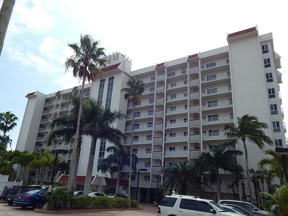 1st image of 7930 Estero Blvd APT 206