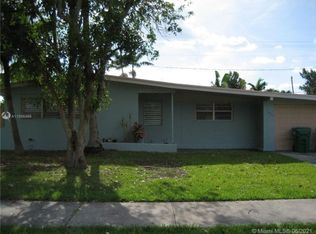 18750 Lenaire Dr, Cutler Bay, FL 33157