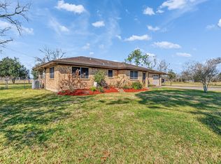 1348 Gifford Rd, Angleton, TX 77515