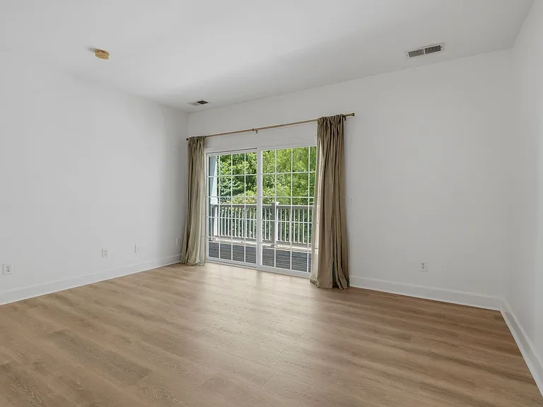 4846 Bevendean Dr #C9 — Photo 6