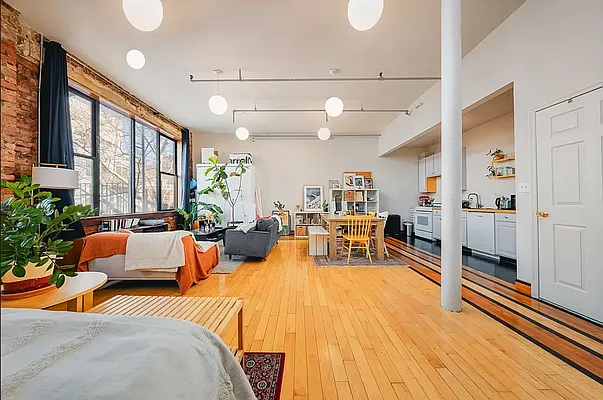 Rented by REAL New York | media 2