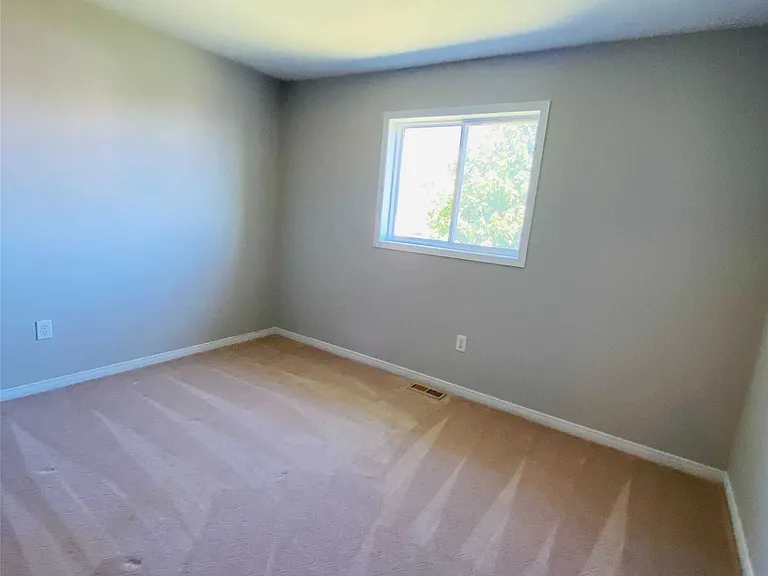 3090 Stone Ridge Blvd — Photo 15