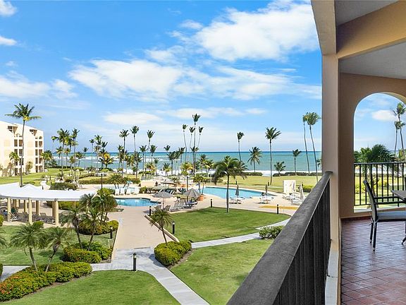 2nd image of 190 CANDELERO DRIVE #175