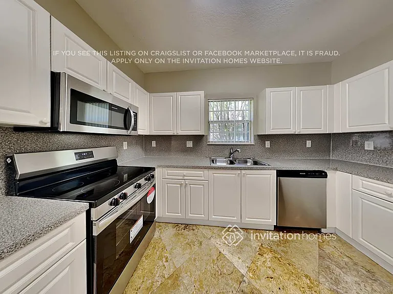 17717 SW 135th Ct — Photo 9
