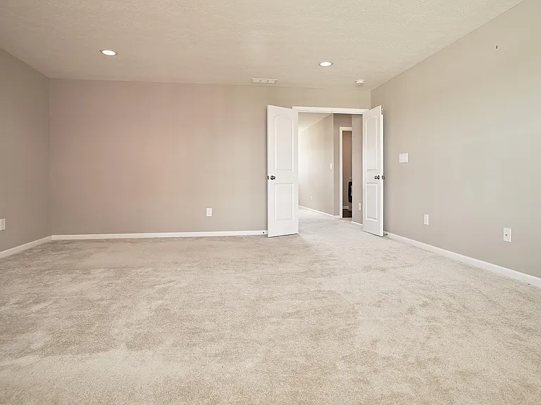 8709 Rowling Way — Photo 32