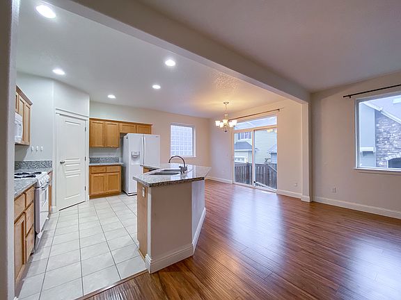 4th image of 4638 NE Beaumead Ln