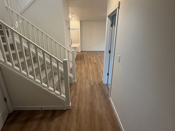 2nd image of 5150 87th Drive NE #061