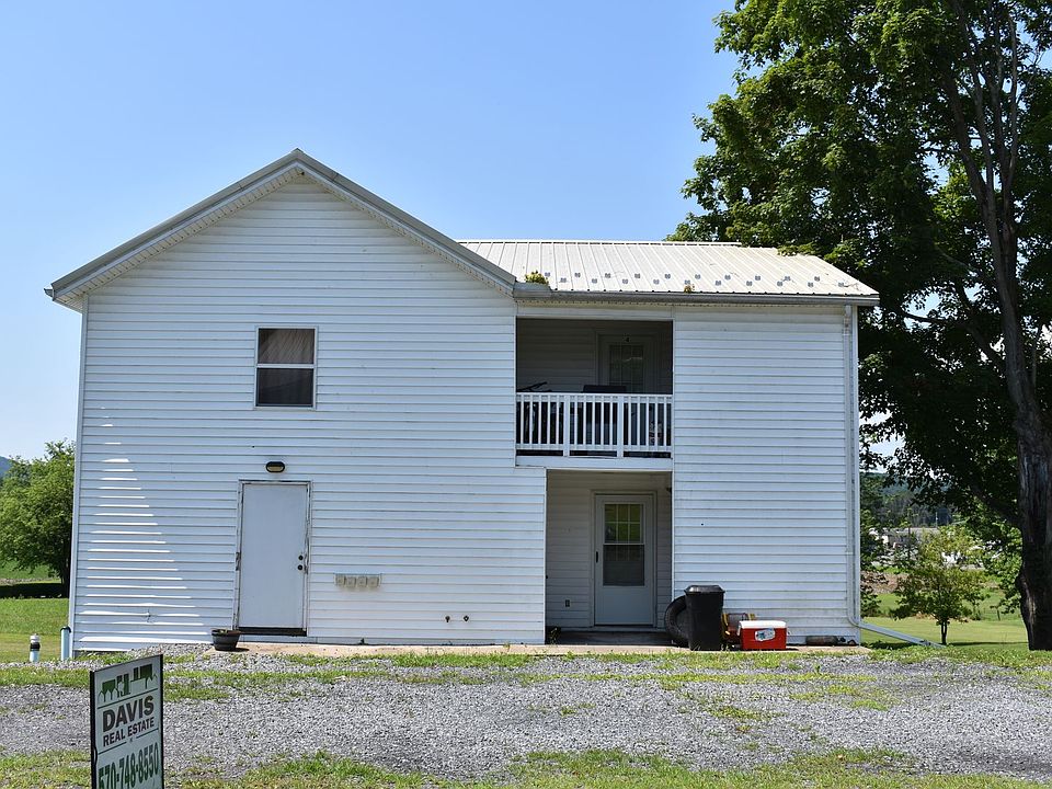 1st image of 135 Kunes St #4