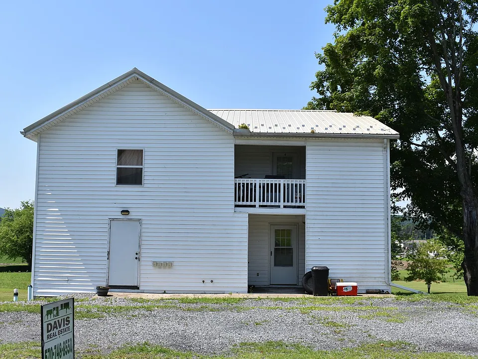 135 Kunes St