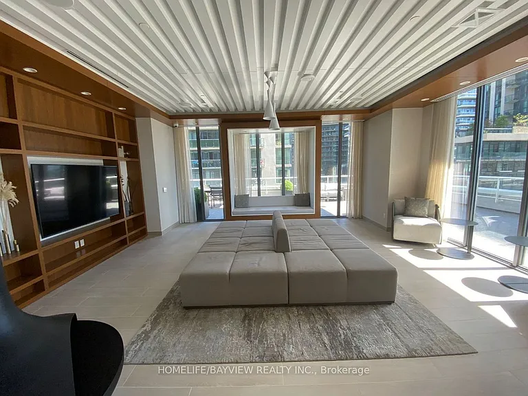 70 Annie Craig Dr #Townhouse 101 — Photo 21