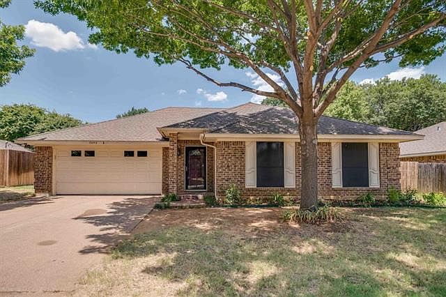 1st image of 2505 Corkwood Trl
