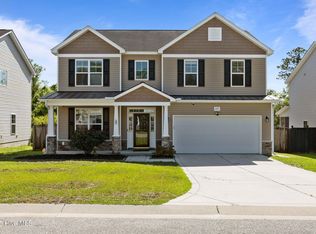 225 Peggys Trce, Sneads Ferry, NC 28460