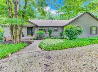 38 Choctaw Trl, Malvern, OH 44644