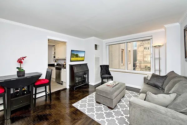 Sold by Keller Williams NYC | media 9