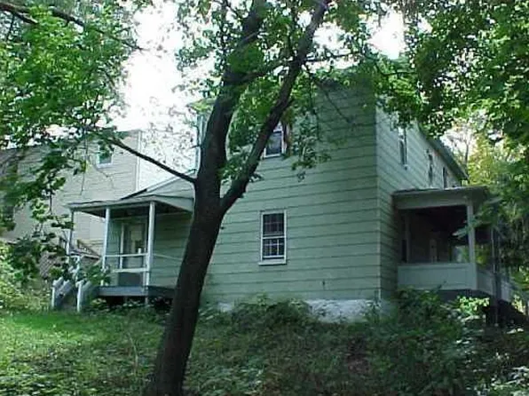 1179 Lebanon School Rd, West Mifflin, PA 15122