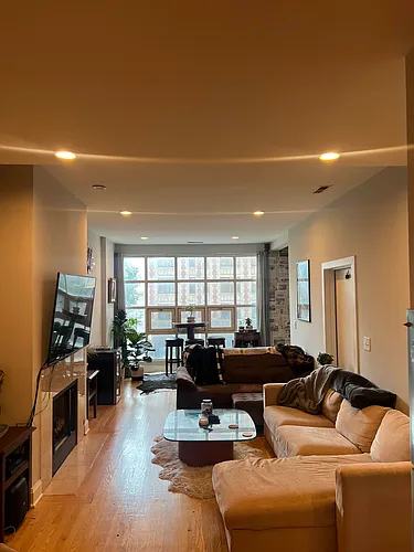 1216 N Lasalle St #2 Photo 1