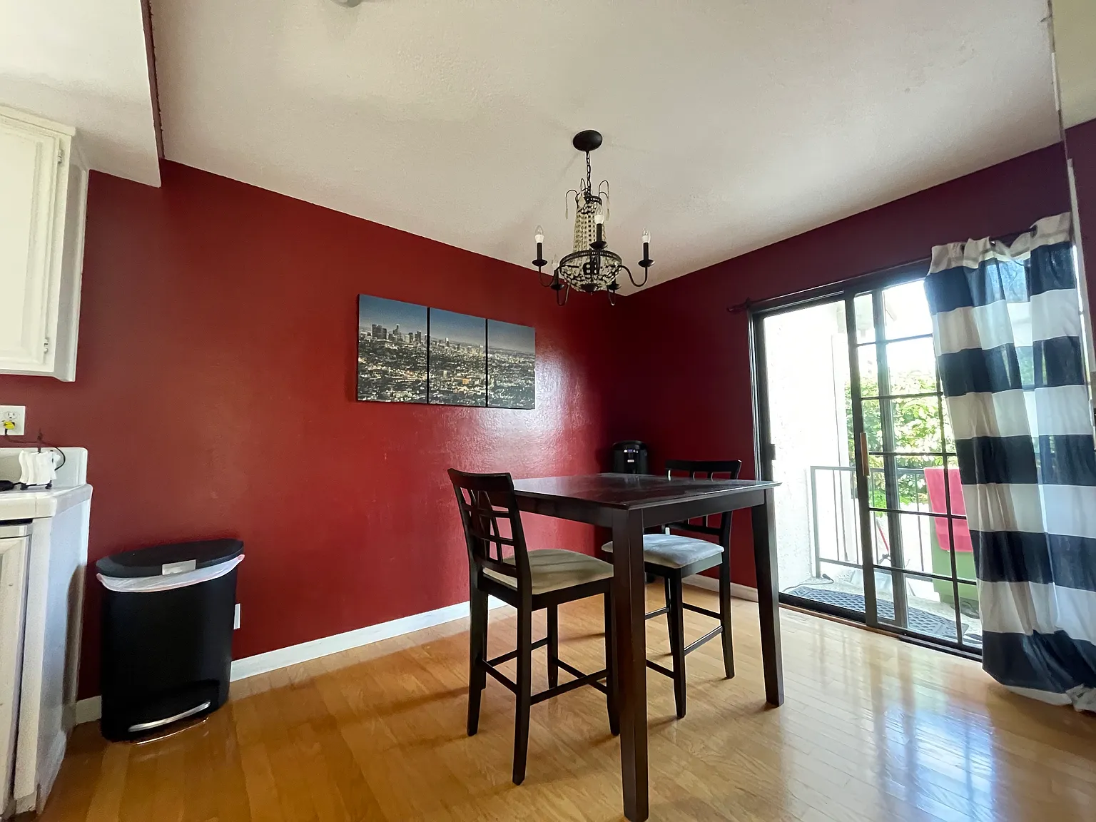 2 bed, 2.5 bath, 1497 sqft, $5,599 — Photo 4