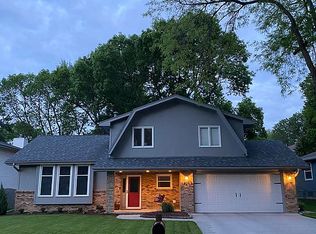 16217 Dorcas St, Omaha, NE 68130